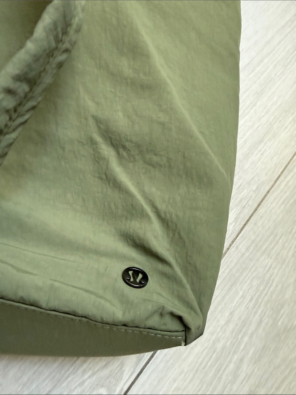 Lululemon On My Level Tote Large 15L - Green - Picture 6 of 7